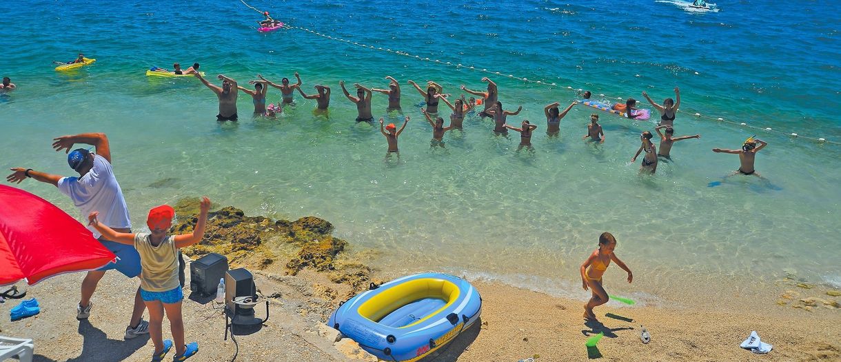 Animacje na plaży przy campingu Belvedere Trogir w Chorwacji