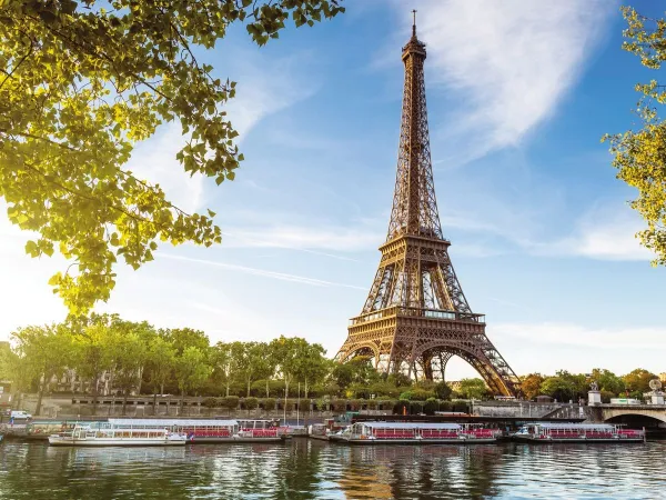 Wieża Eiffla w Paryżu.