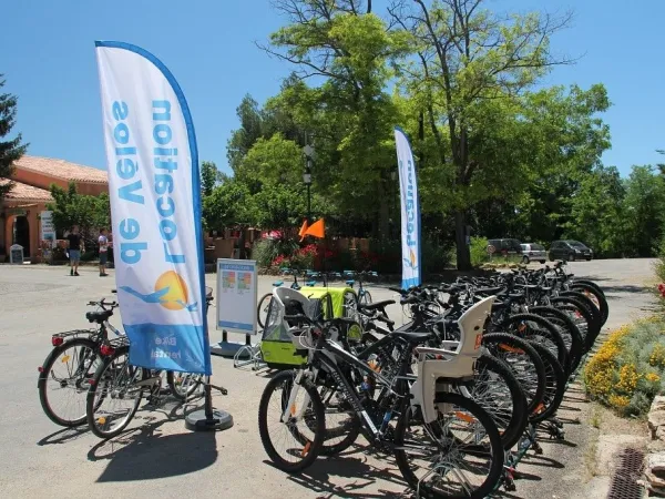 Wypożyczalnia rowerów na kempingu Roan Du Verdon.