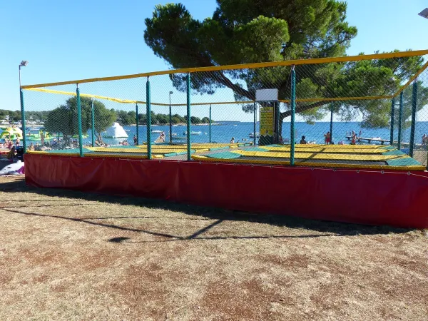 Trampoliny op Roan camping Polari.