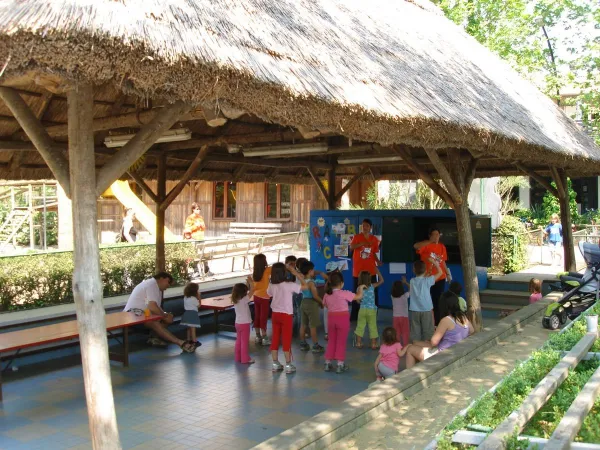 Rozrywka dla dzieci na kempingu Roan Tahiti.