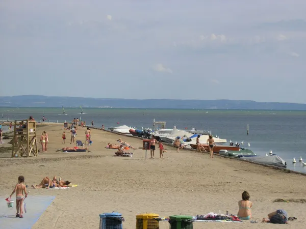 Plaża na kempingu Roan Turistico.