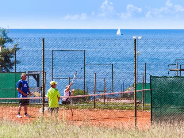 Tenis na kempingu Roan w Umag.