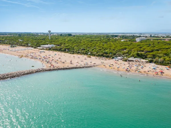 Plaża na kempingu Roan Union Lido.