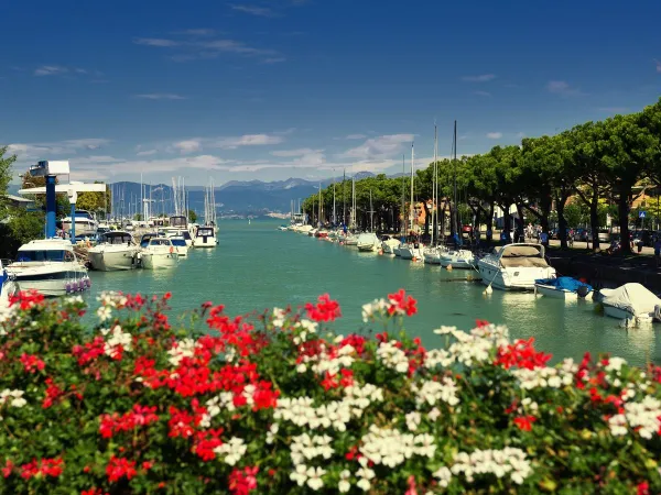 Peschiera del Garda - miejscowość hu Altomincio village.