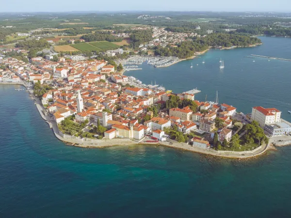 Przegląd miasta Novigrad, Chorwacja.