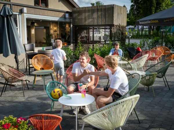 Taras na kempingu Roan hu Birkelt village.