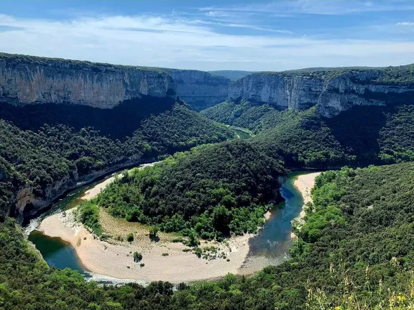 Zdjęcie przeglądowe Gorges d'Ardèche na kempingu Roan La Grand'Terre.