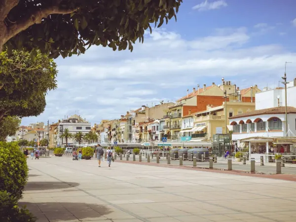 Boulevard Cambrils w pobliżu kempingu Roan Playa Montroig.