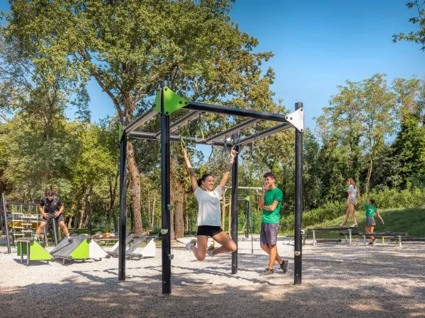 Nowa sekcja sportowa 2025 na kempingu Roan Valkanela.