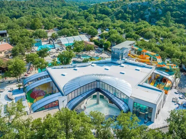Przegląd baseny Roan camping Le Ranc Davaine.
