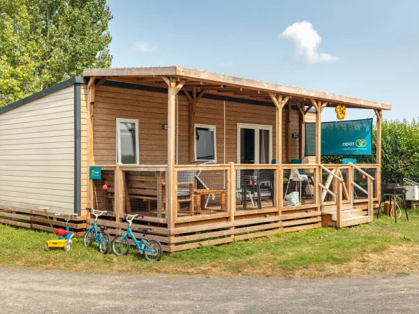 Luksusowy mobile home na kempingu Roan Le Domaine de Beaulieu.