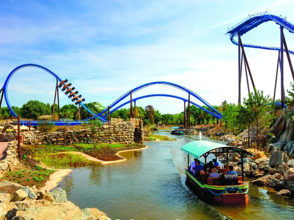 Park rozrywki Toverland w pobliżu kempingu Roan de schatberg
