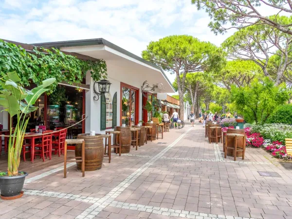 Jedna z restauracji na kempingu Roan Union Lido Mare.
