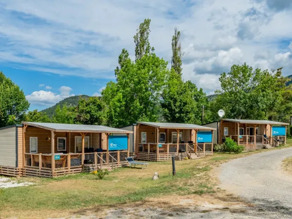 Domki mobilne Premium Lounge na kempingu Roan Les Collines de Castellane.