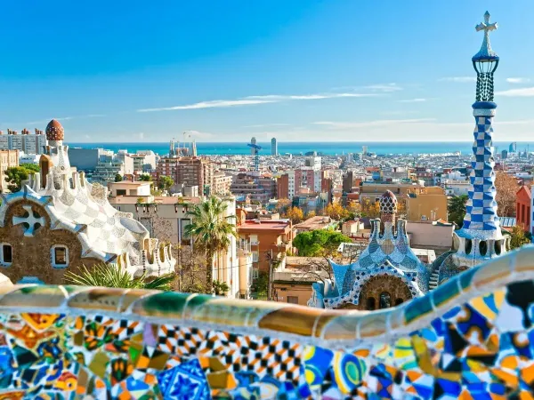 Widok na Barcelonę w pobliżu kempingu Roan El Pinar.