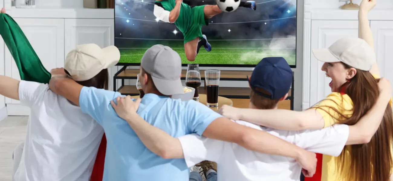 Oglądanie Mistrzostw Świata 2026 w Roan.