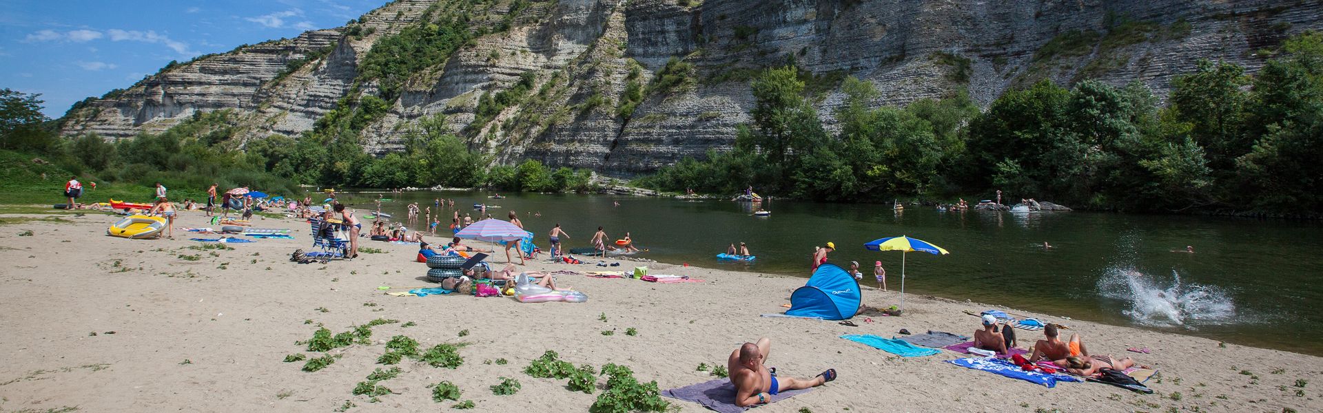 Baseny na campingu La Grand'Terre we Francji