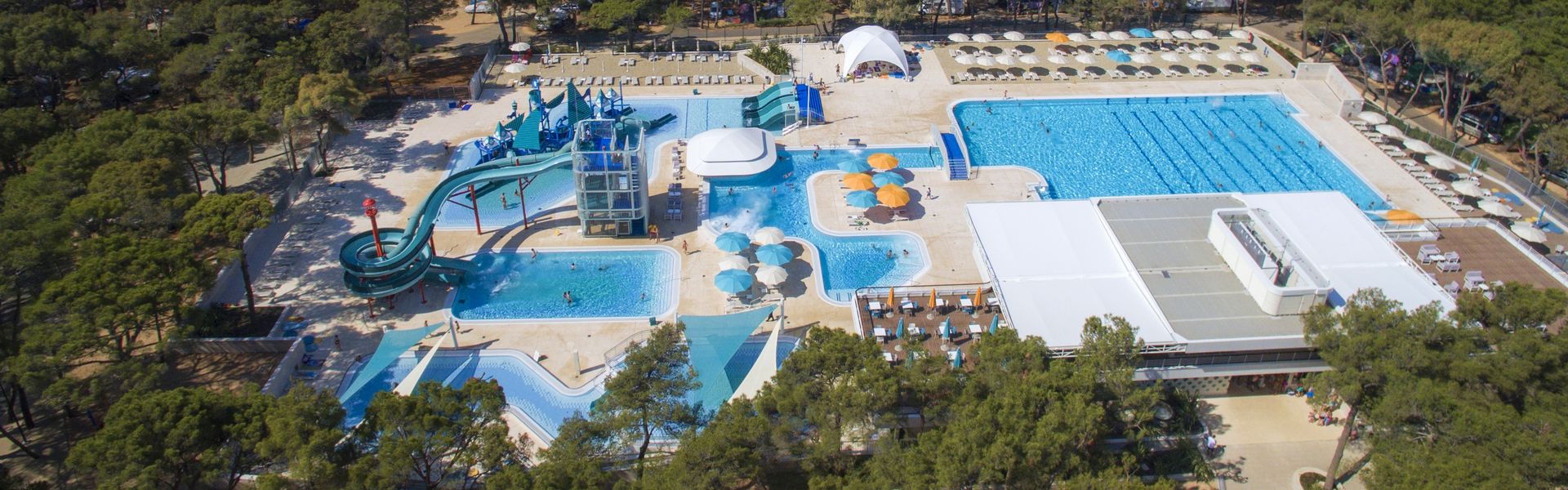 Baseny na campingu Cikat w Chorwacji