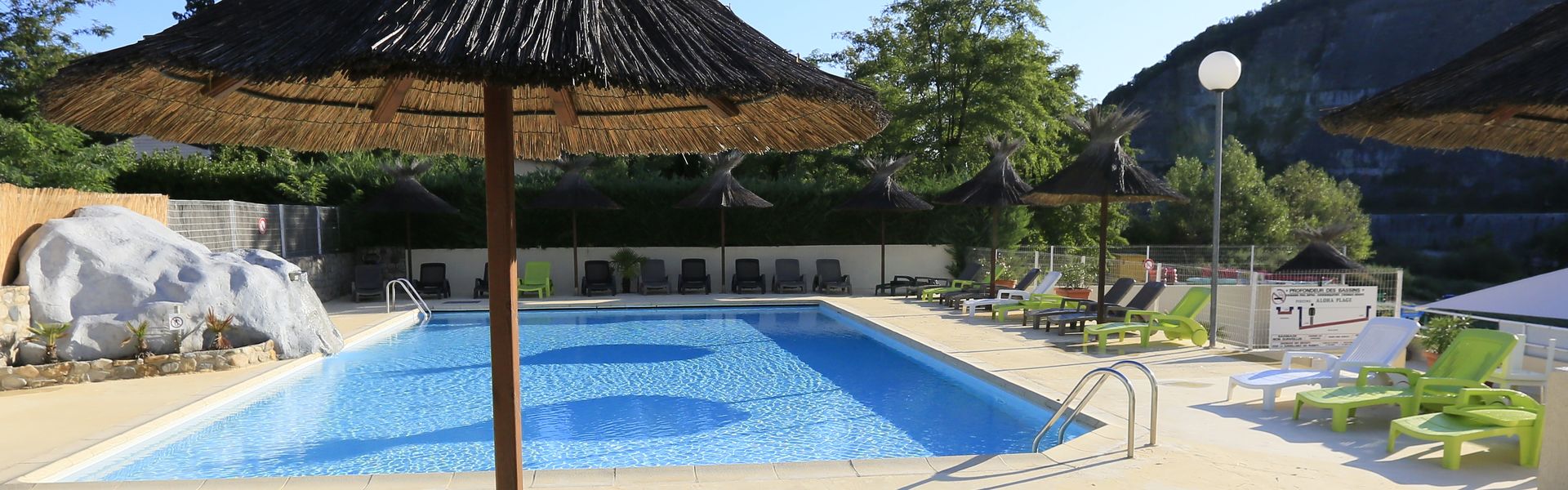 Basen na campingu Aloha Plage