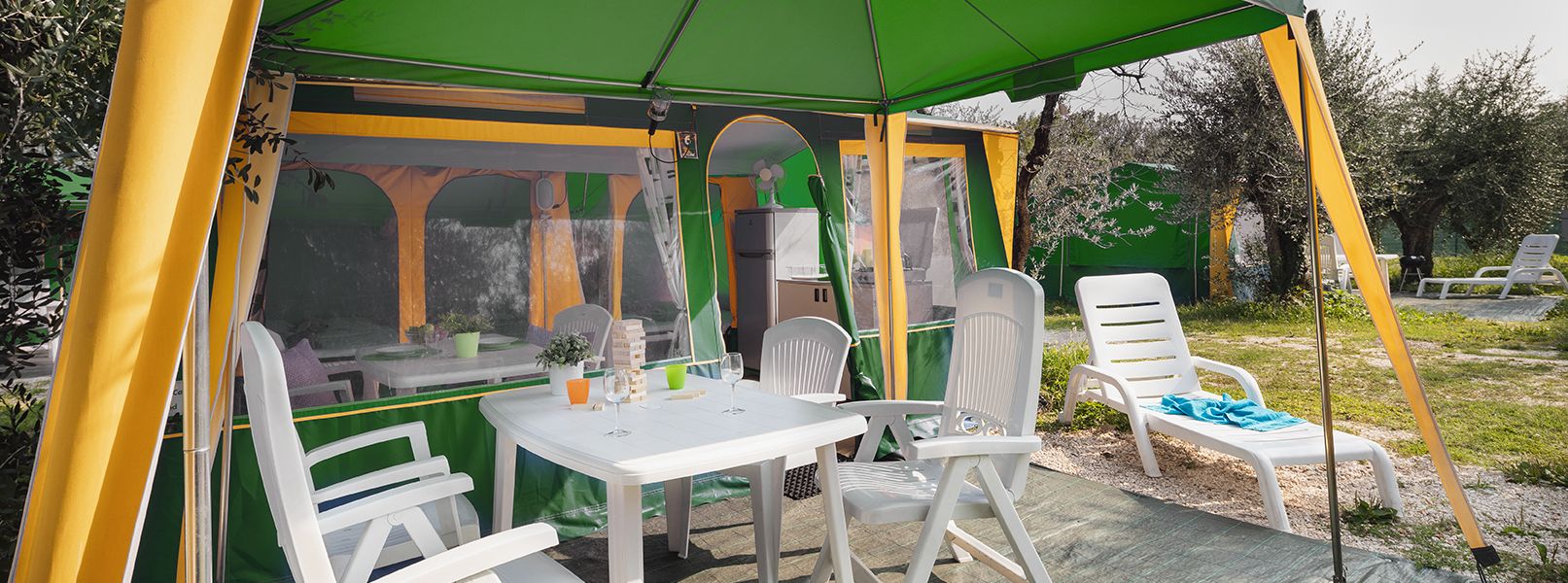 Oferty last minute namiot z gazebo